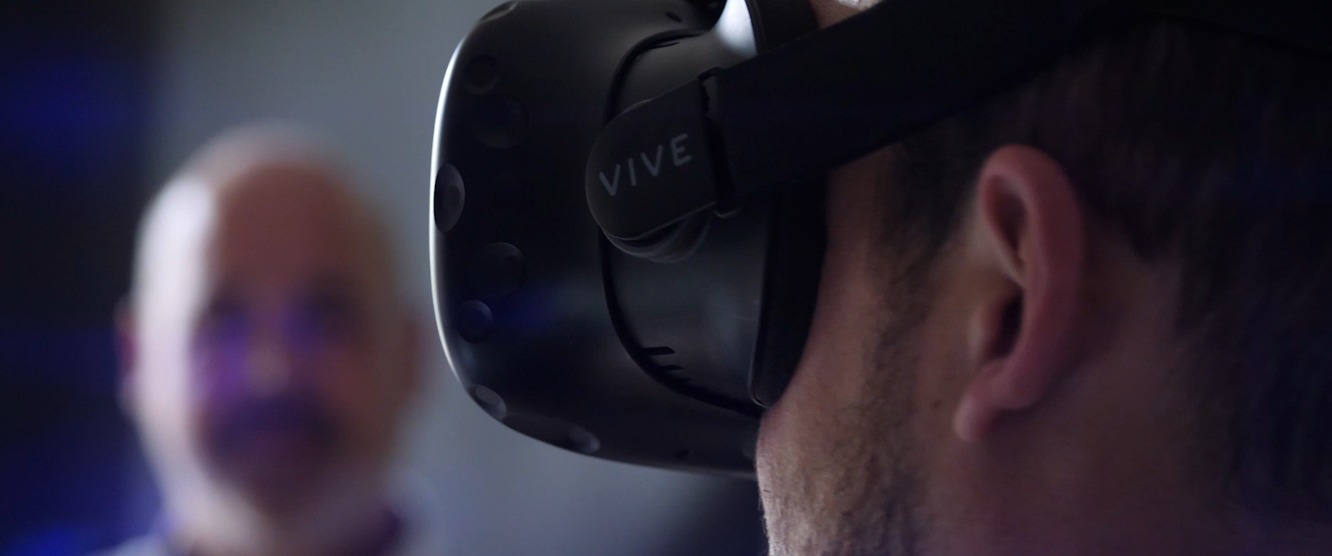 VR
